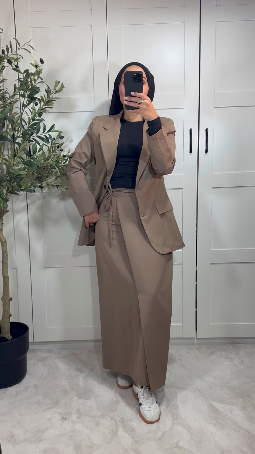 Ensemble tailleur blazer et jupe longue portefeuille à nouer sans fente I Camel