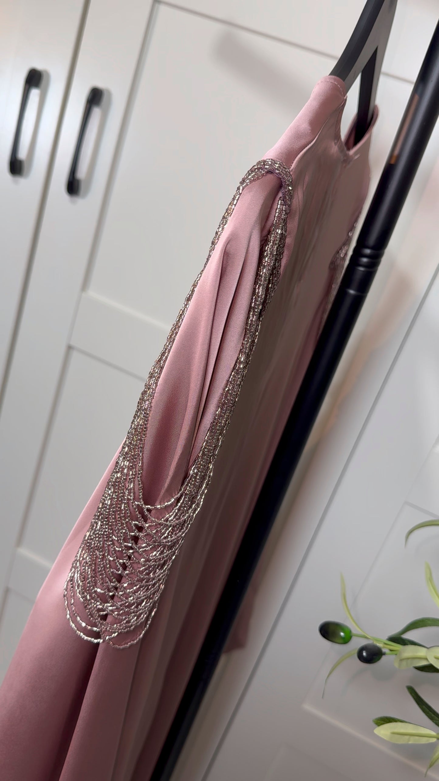 Abaya ASILA satinée avec perles sur les épaules I Vieux rose