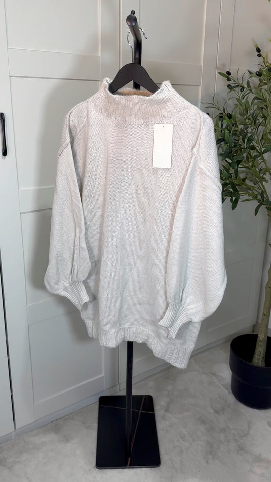 Pull oversize couture apparente