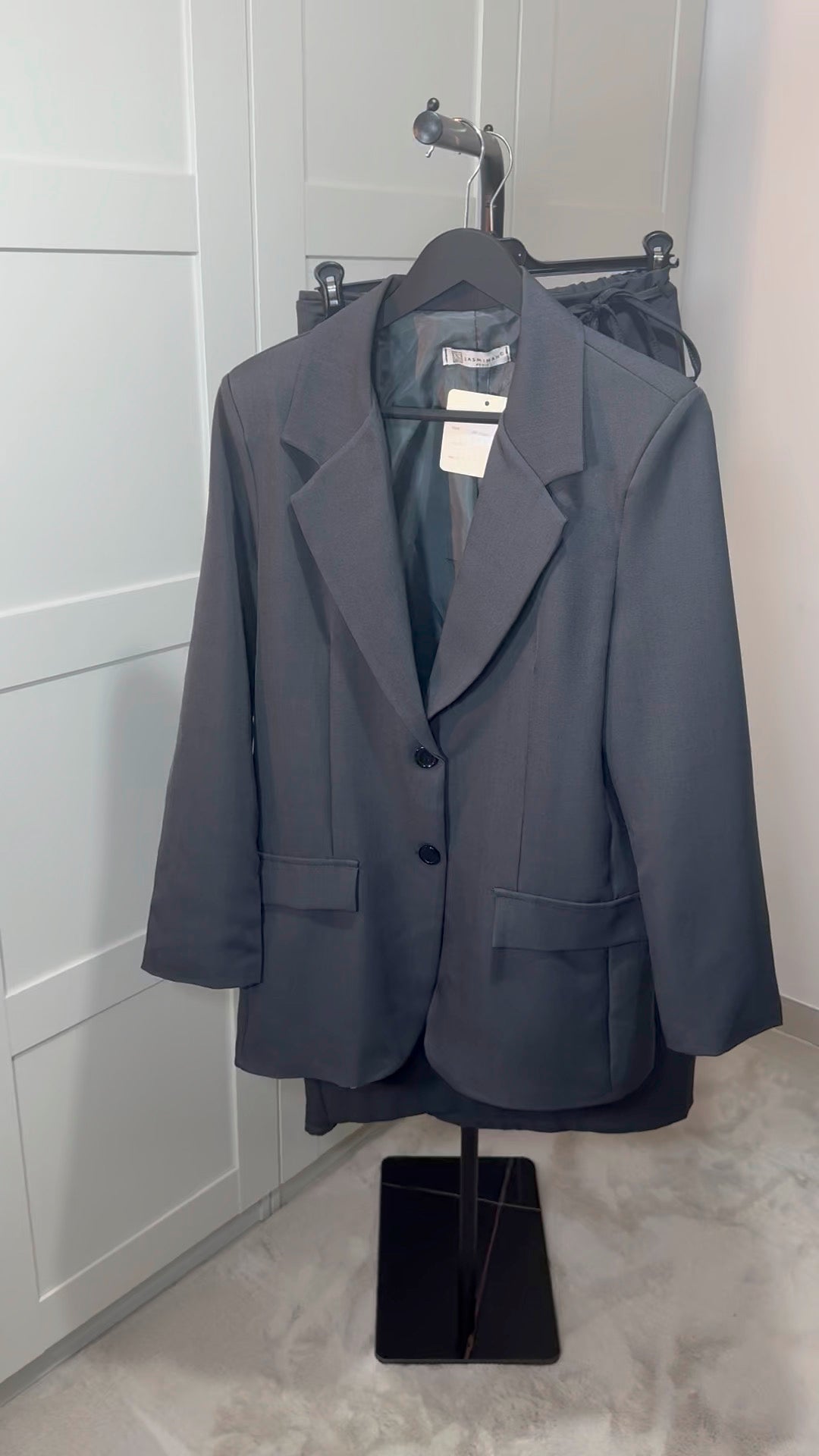 Ensemble tailleur blazer et jupe longue portefeuille à nouer I Gris