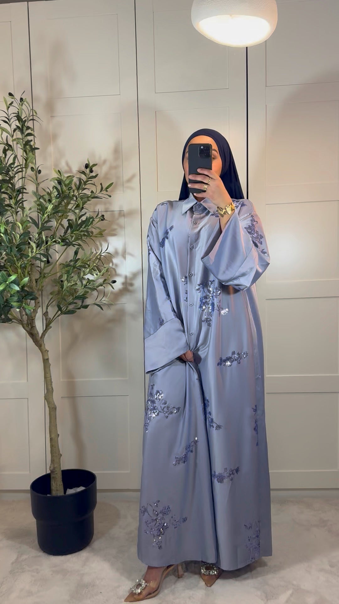 Abaya AMANI en satin à sequins brodés avec boutons I Bleu