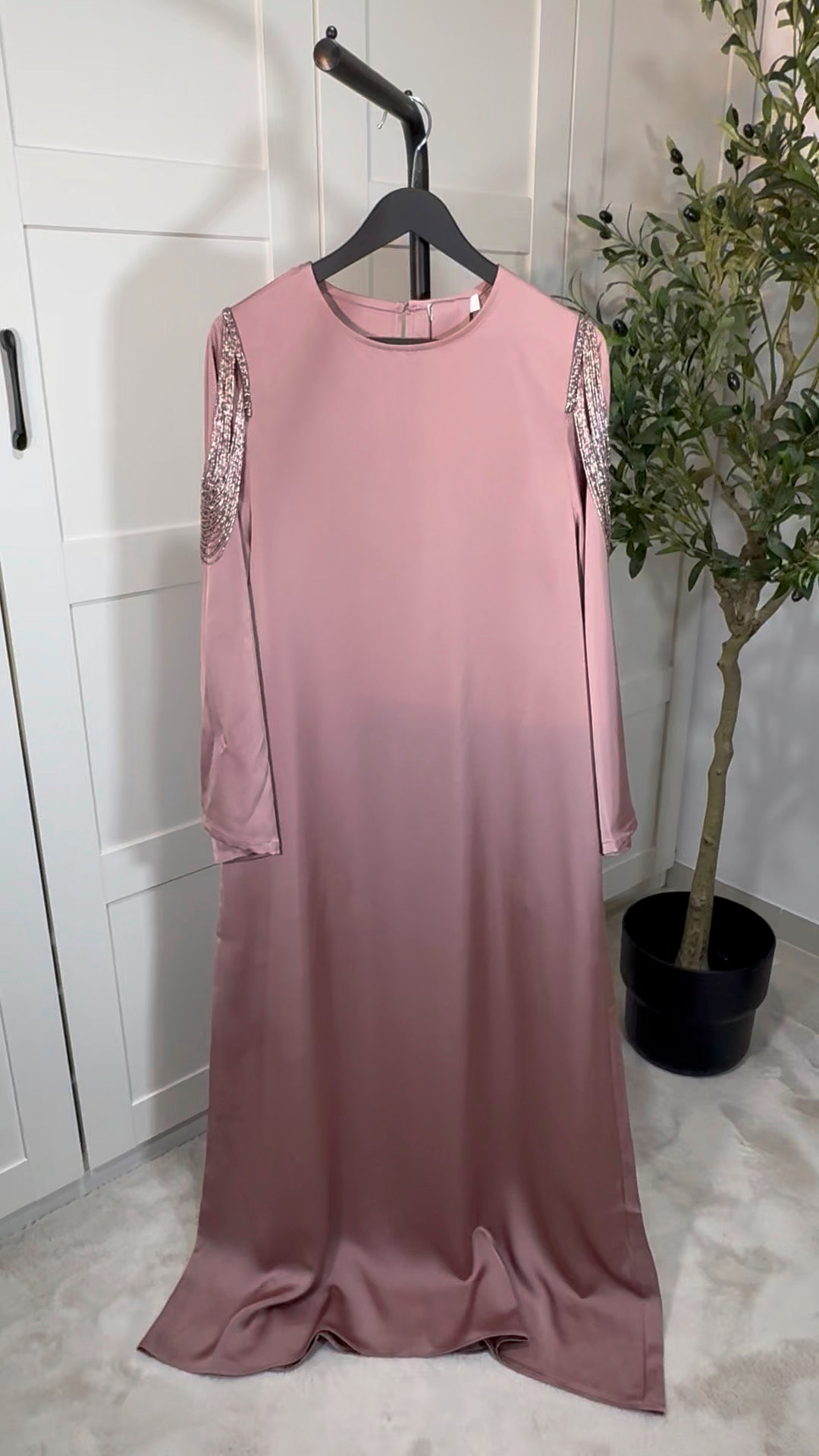 Abaya ASILA satinée avec perles sur les épaules I Vieux rose